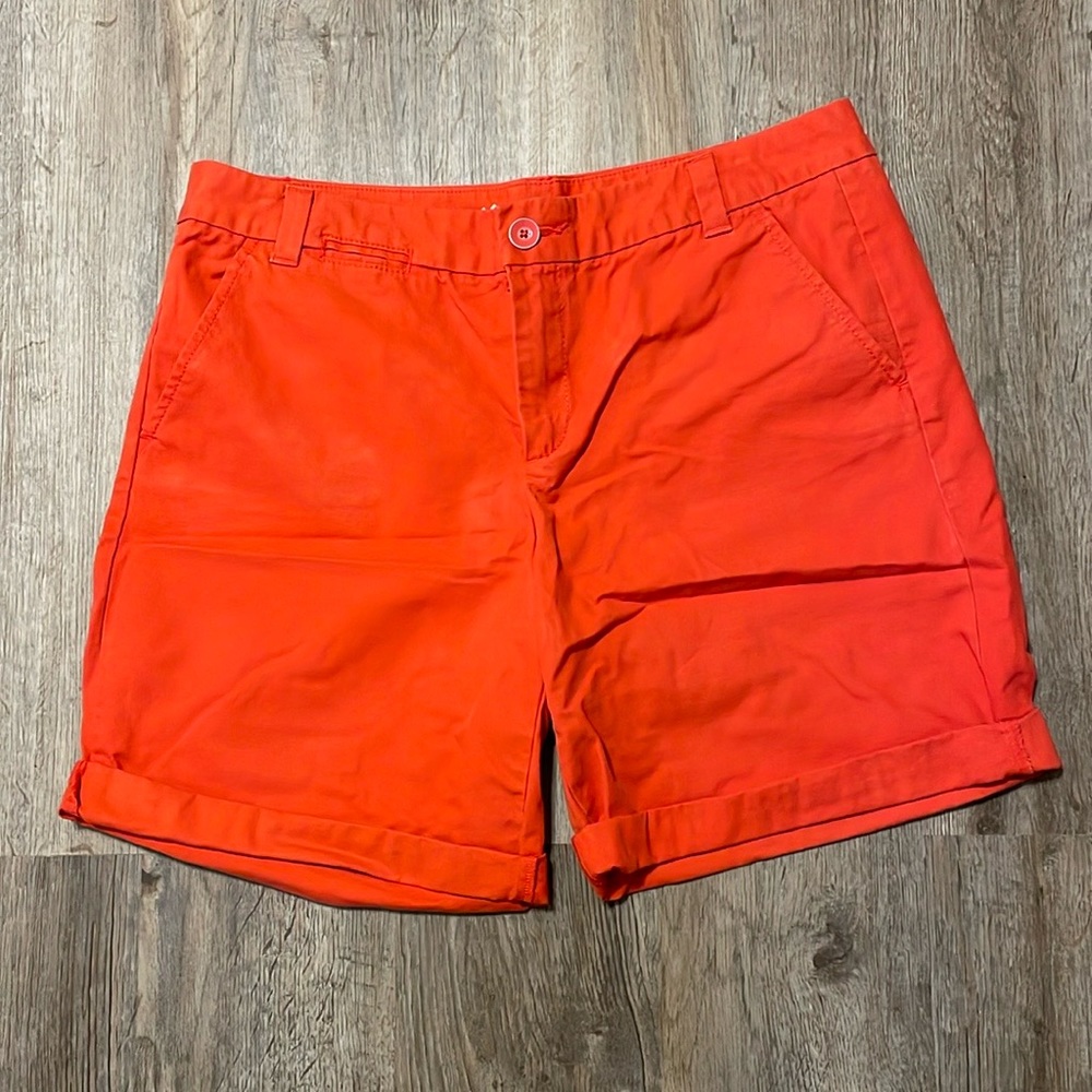 Gap Khaki Boyfriend Rollup  Short Sz 6